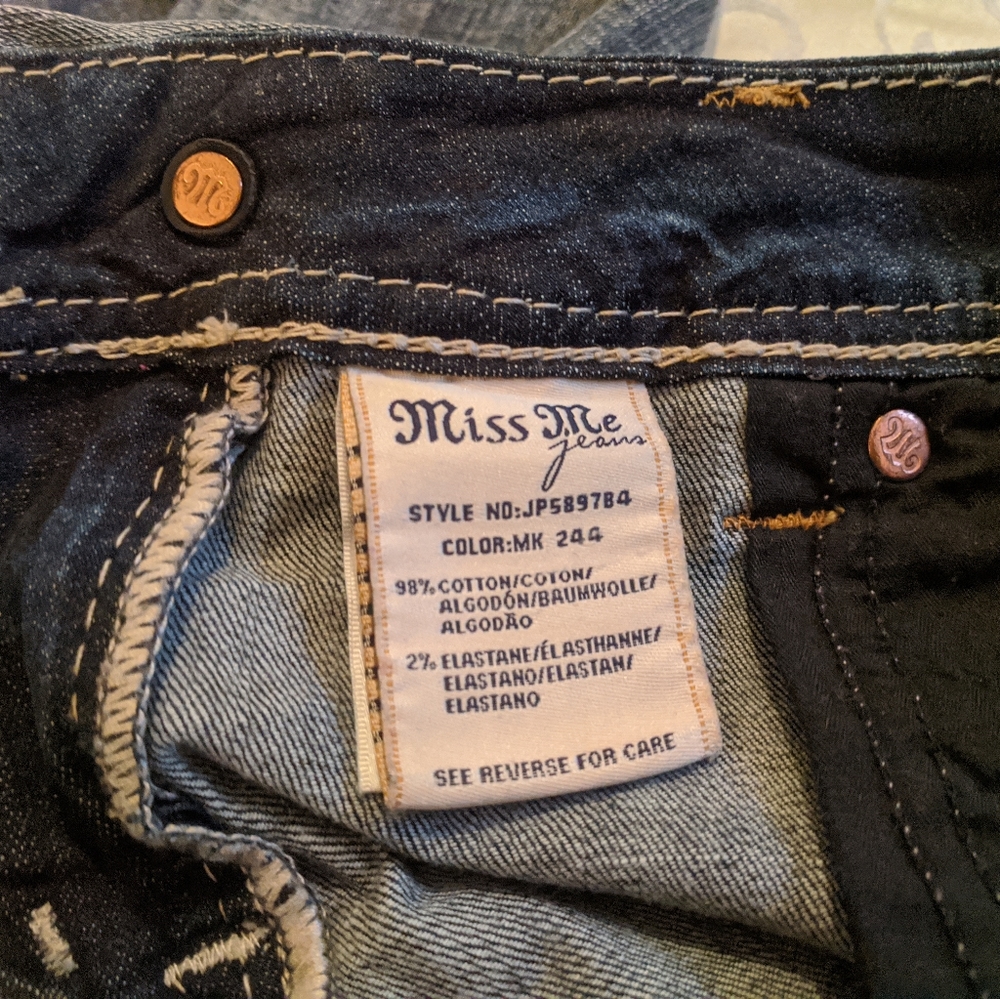 Miss me signature rise bootcut jeans. - Picture 7 of 10